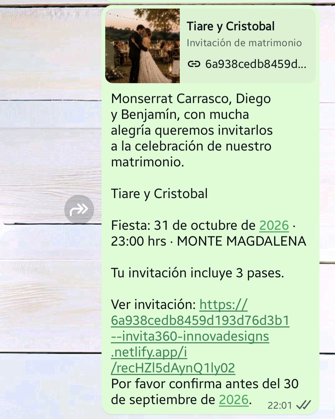 Mensaje de WhatsApp recibido por un invitado solo a la fiesta, con 3 pases